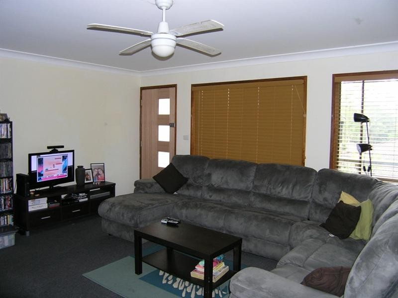 17 Lakala Avenue, Springfield NSW 2250