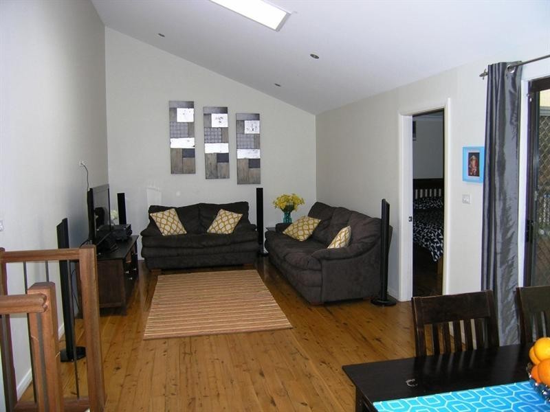 17 Callemondah Avenue, North Gosford NSW 2250