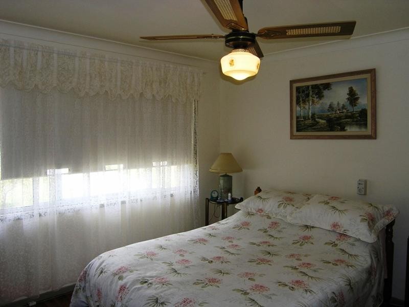 18 Fuchsia Street, Wyoming NSW 2250