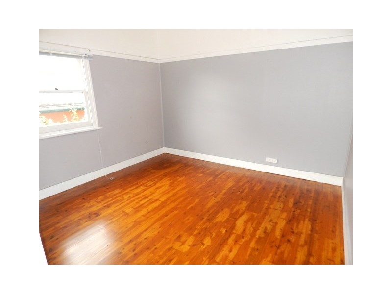 12 Bent Street, Gosford NSW 2250