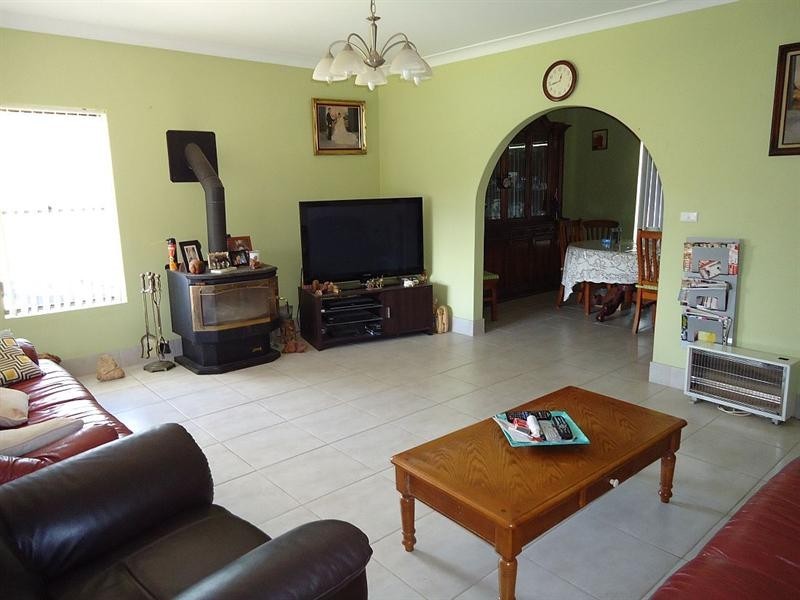 138 George Downes Drive, Central Mangrove NSW 2250