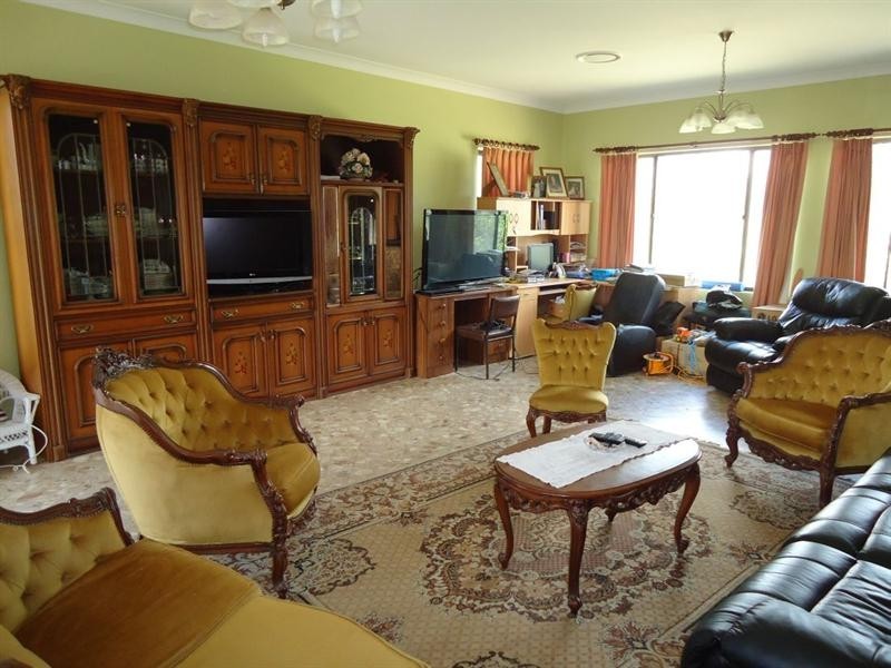 138 George Downes Drive, Central Mangrove NSW 2250