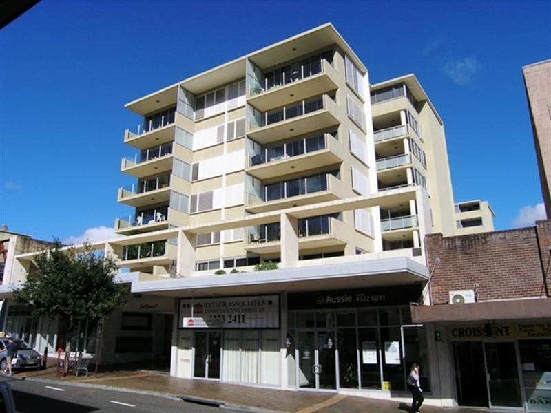 32/72-82 Mann Street, Gosford NSW 2250