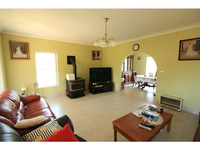 138 George Downes Drive, Central Mangrove NSW 2250