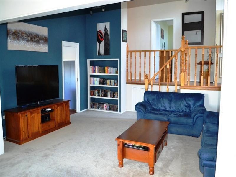 7 Macgregor Street, Wyoming NSW 2250