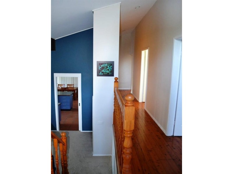 7 Macgregor Street, Wyoming NSW 2250