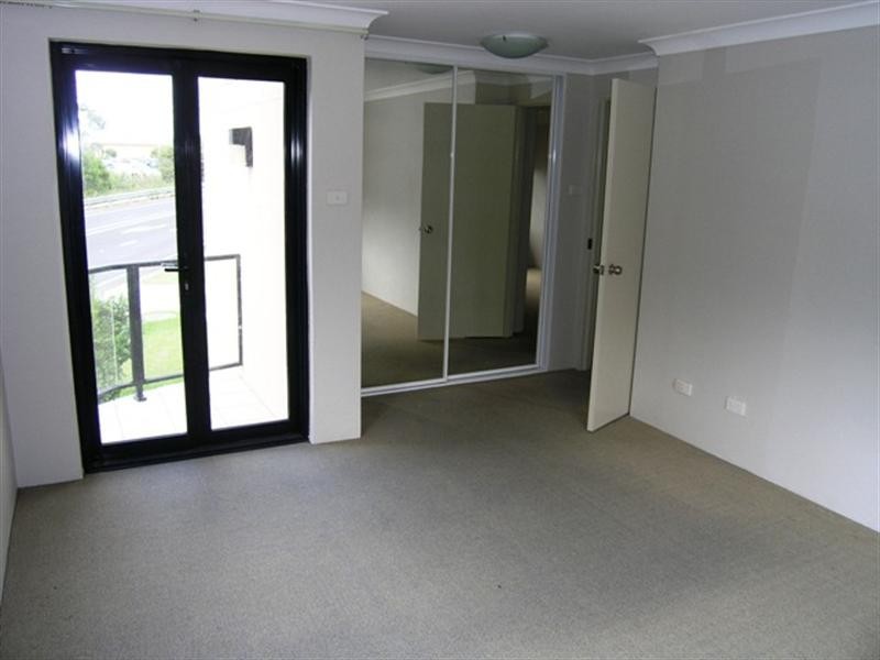 1/26-28 Showground Road, Gosford NSW 2250