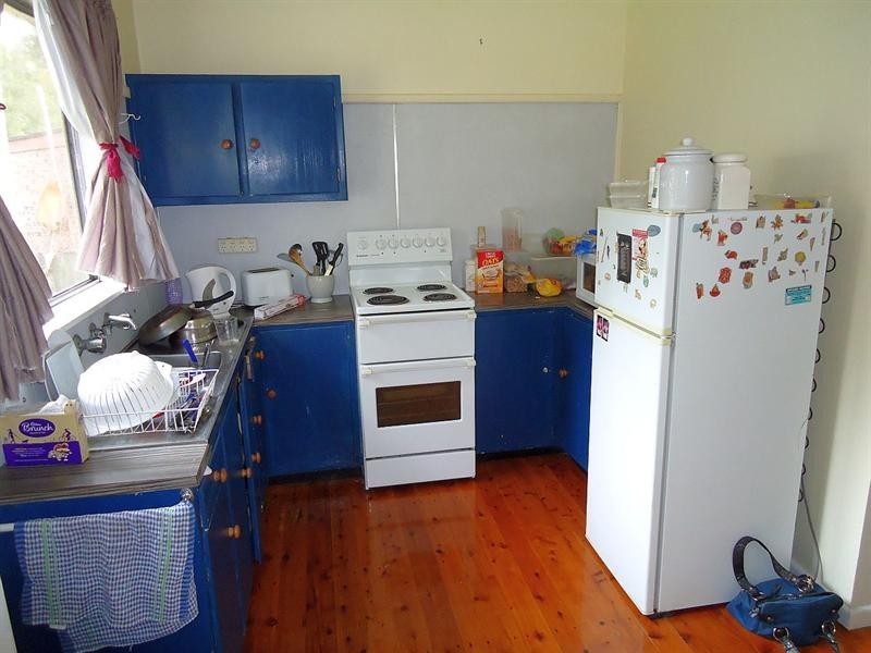 96 Turpentine Street, Wyoming NSW 2250