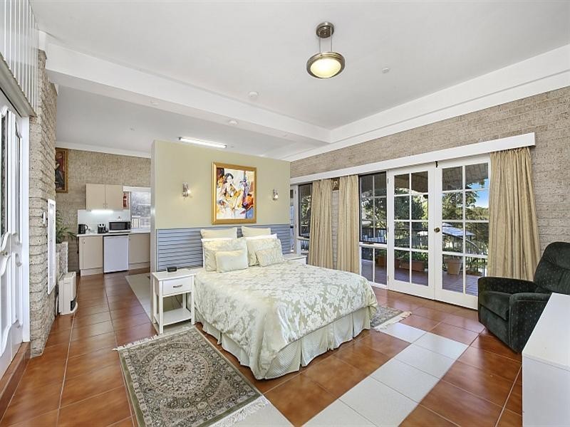 Point Frederick NSW 2250