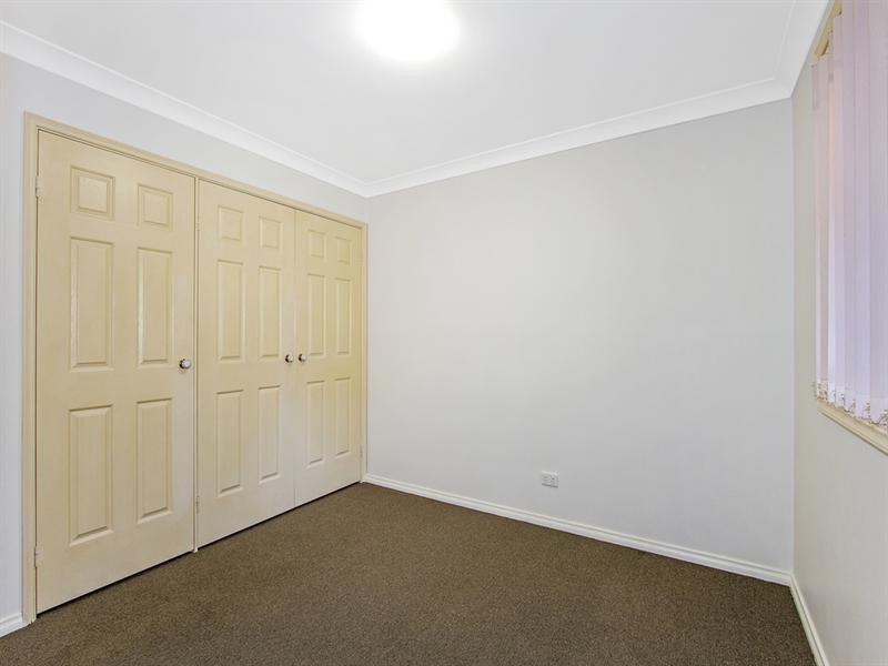 2/10 Kirkness Avenue, North Gosford NSW 2250