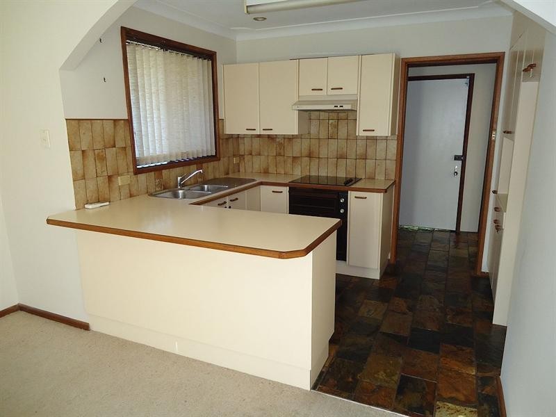 18 Walker Road, Wyoming NSW 2250