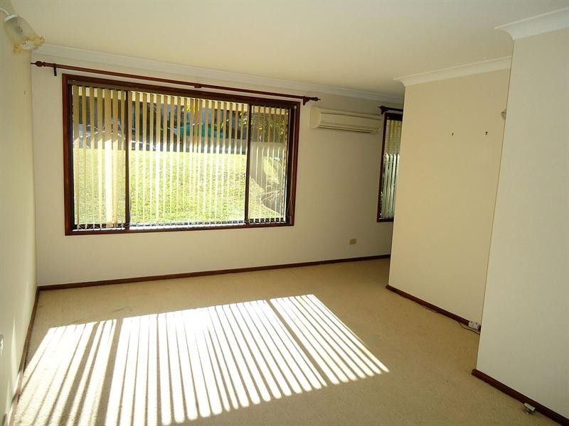 18 Walker Road, Wyoming NSW 2250