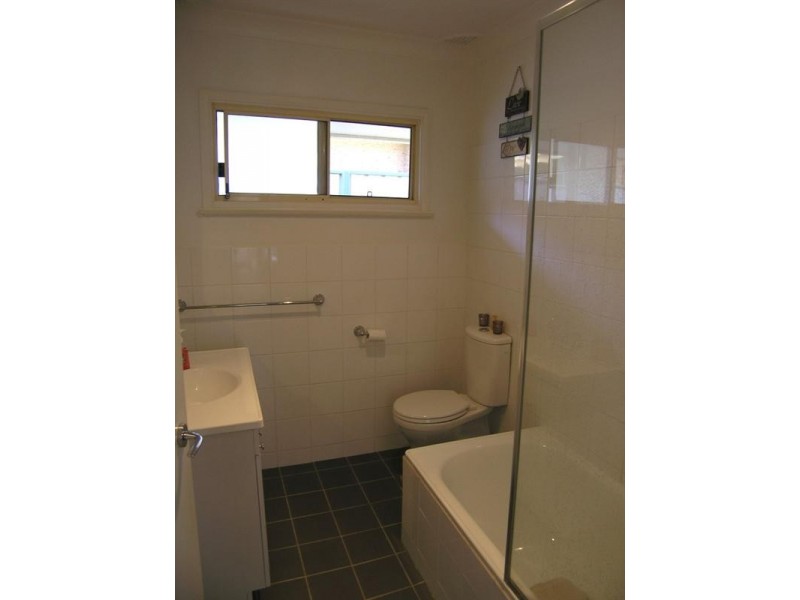 1/9 Lushington Street, East Gosford NSW 2250