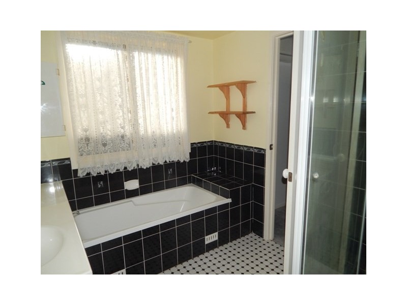 8 Marshall, Kariong NSW 2250