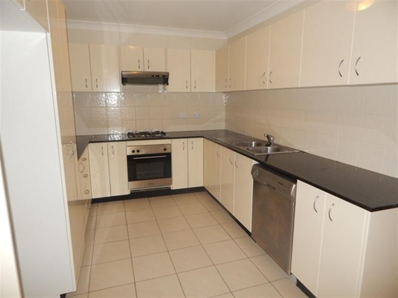 22/14-16 Margin Street, Gosford NSW 2250