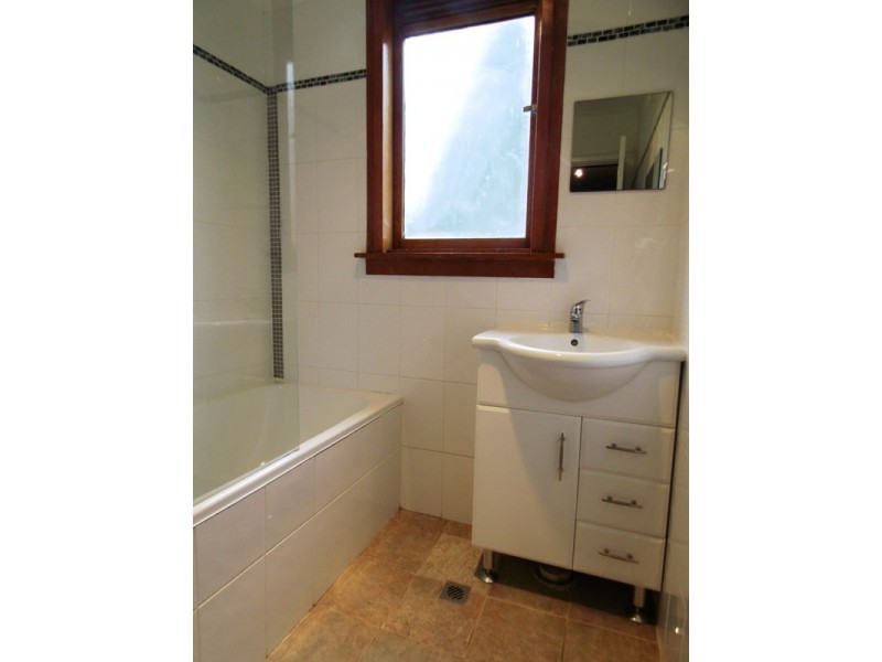 138 Glennie Street, Wyoming NSW 2250