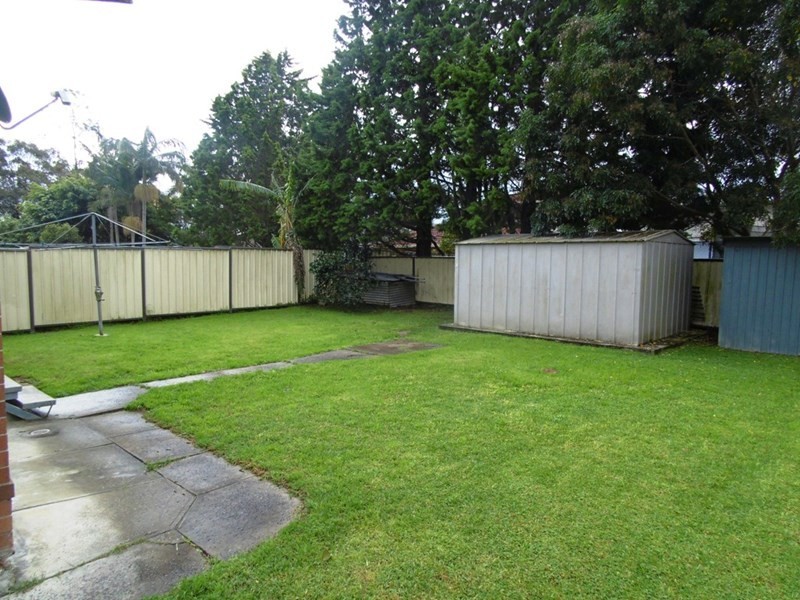 138 Glennie Street, Wyoming NSW 2250