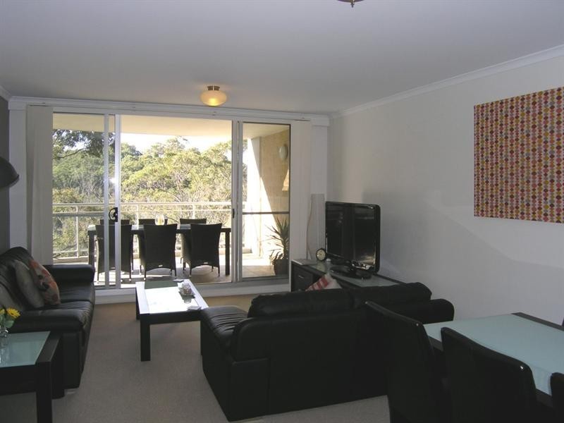 224/80 John Whiteway Drive, Gosford NSW 2250