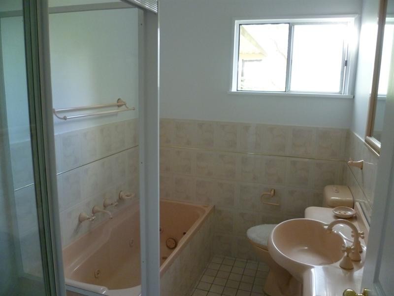 21 Berrys Head Road, Narara NSW 2250