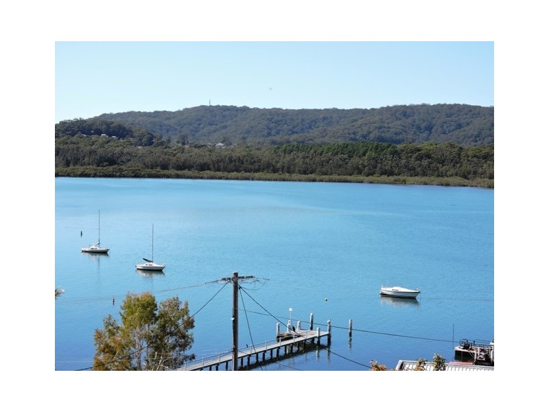 73 Caroline Street, East Gosford NSW 2250