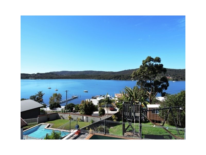 73 Caroline Street, East Gosford NSW 2250