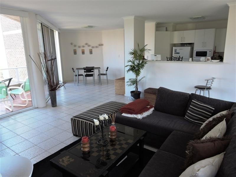 19/91-95 John Whiteway Drive, Gosford NSW 2250