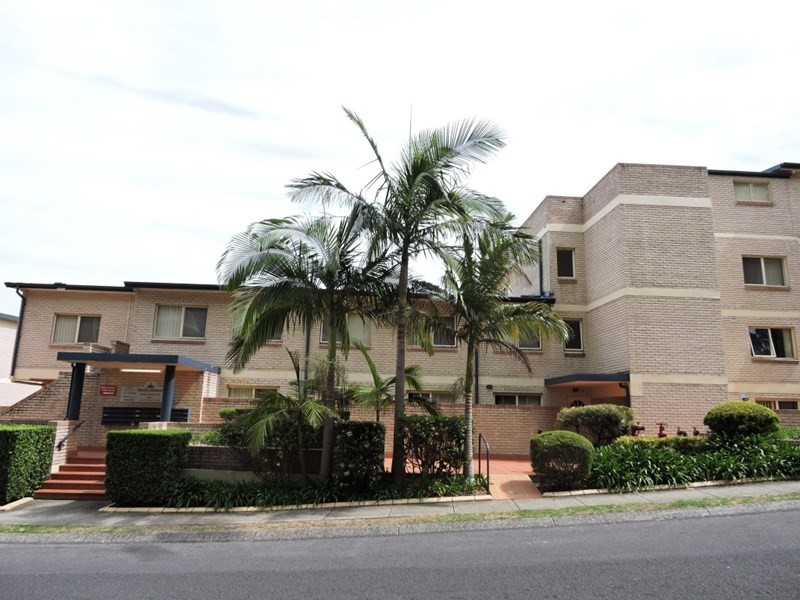 22/92 John Whiteway Drive, Gosford NSW 2250