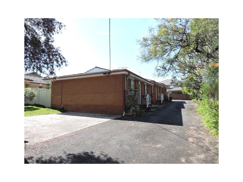 3/7 George Street, East Gosford NSW 2250