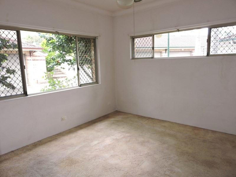 15/12-20 Kinarra Avenue, Wyoming NSW 2250