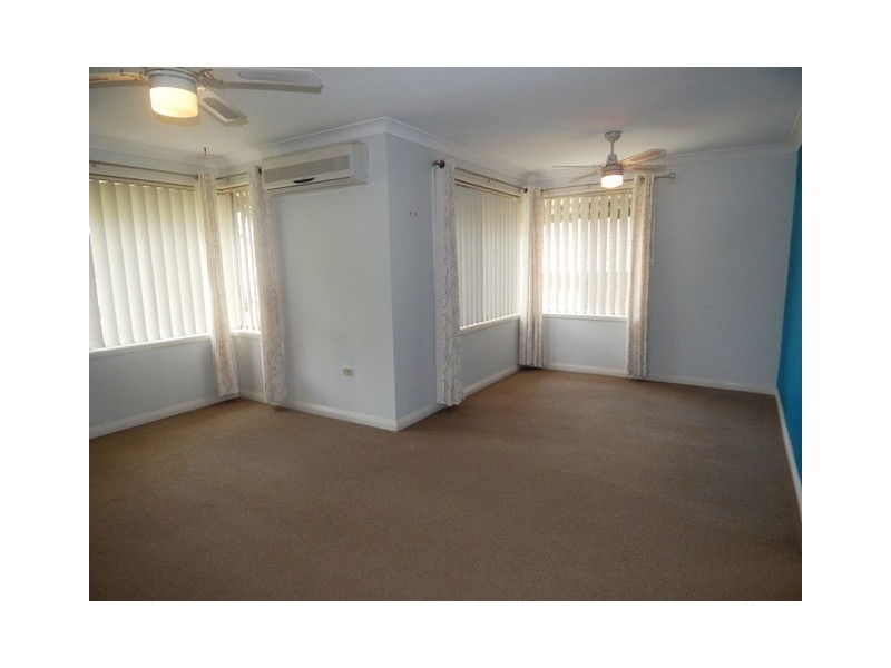 33 Cristina Avenue, Niagara Park NSW 2250