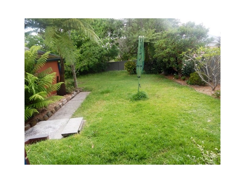 33 Cristina Avenue, Niagara Park NSW 2250