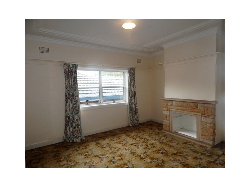 12 Kendall Street, Gosford NSW 2250