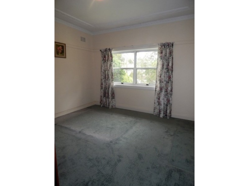 12 Kendall Street, Gosford NSW 2250