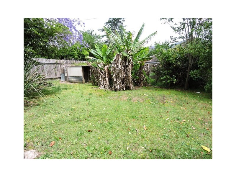 242 Gertrude Street, North Gosford NSW 2250