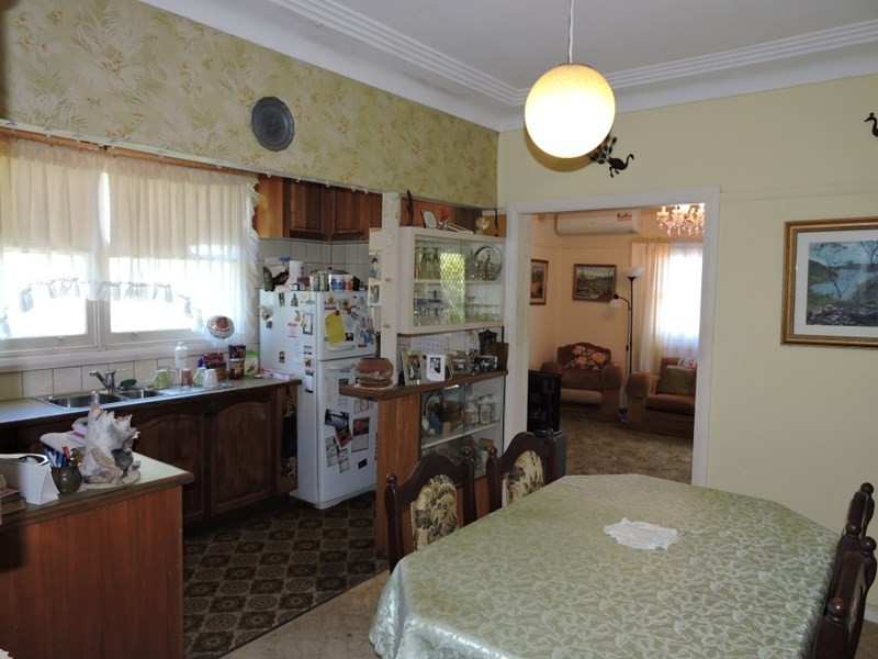 52 Dwyer Street, North Gosford NSW 2250