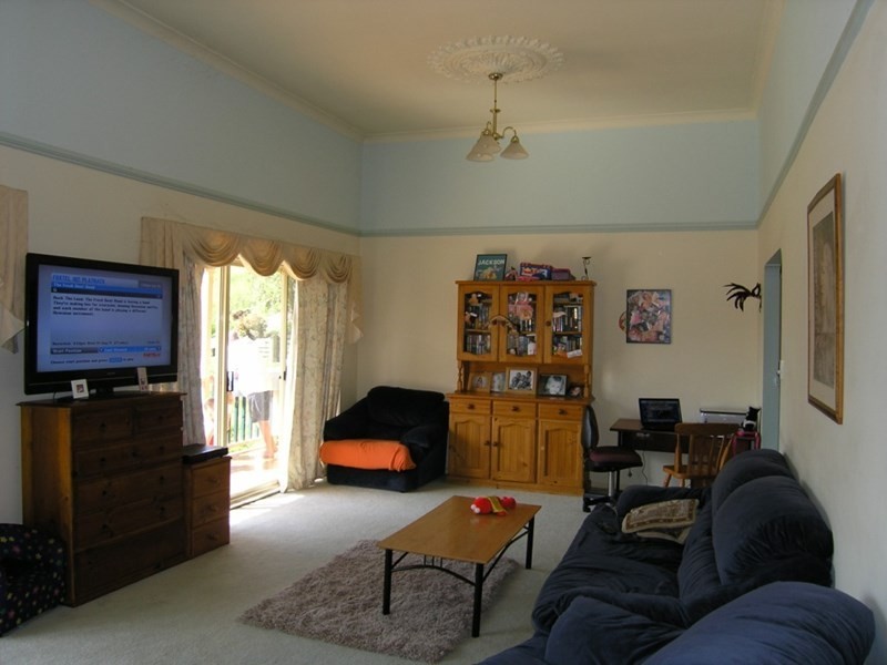 21 Janine Close, Lisarow NSW 2250