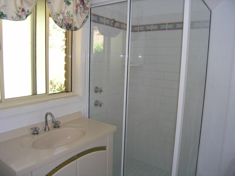 21 Janine Close, Lisarow NSW 2250