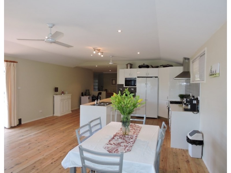 22 Wyoming Road, Wyoming NSW 2250