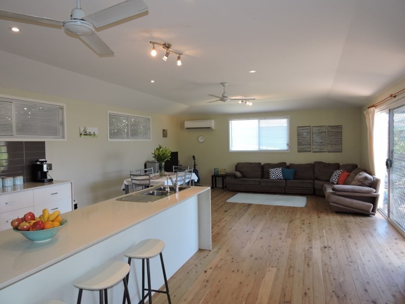 22 Wyoming Road, Wyoming NSW 2250