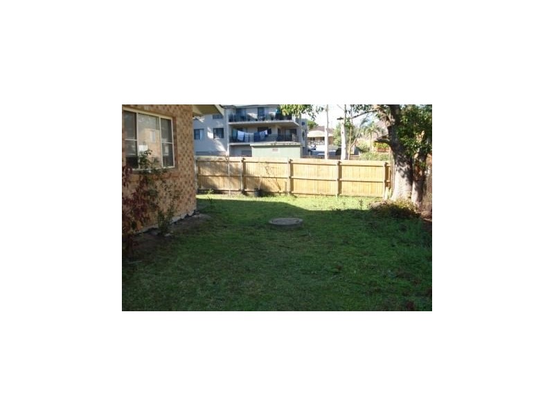 8/162 Albany Street, Point Frederick NSW 2250