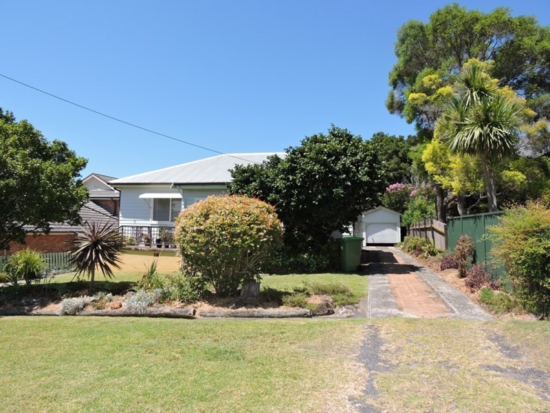 7 Melbourne Street, East Gosford NSW 2250