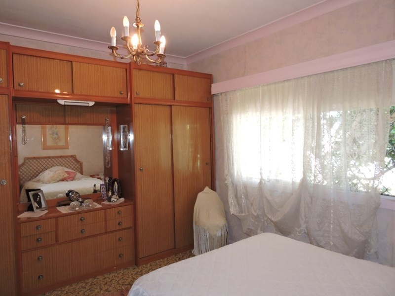 7 Melbourne Street, East Gosford NSW 2250