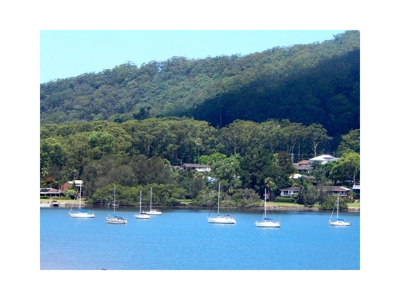 87 Caroline Street, East Gosford NSW 2250