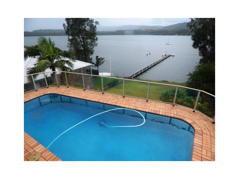 87 Caroline Street, East Gosford NSW 2250