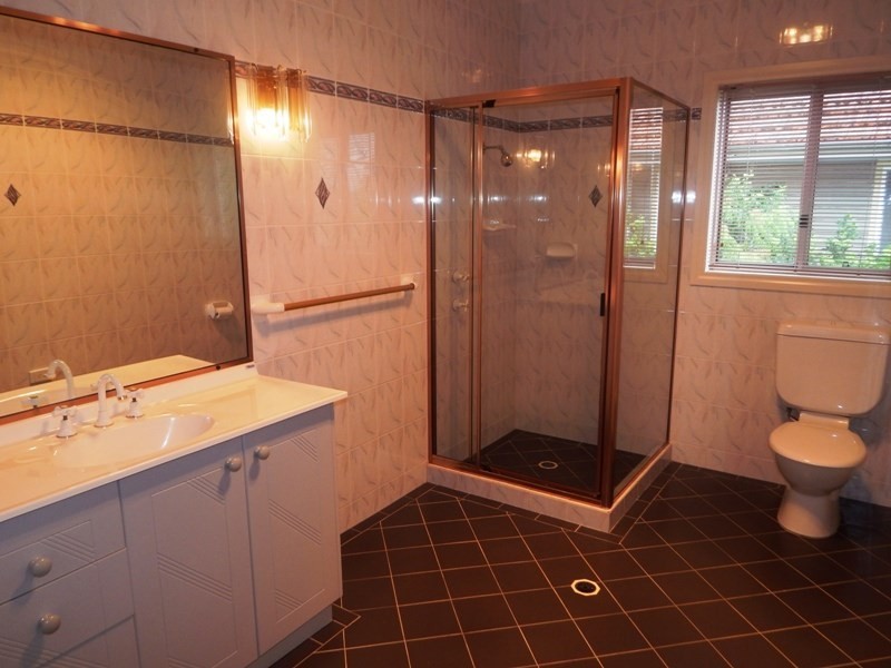 87 Caroline Street, East Gosford NSW 2250