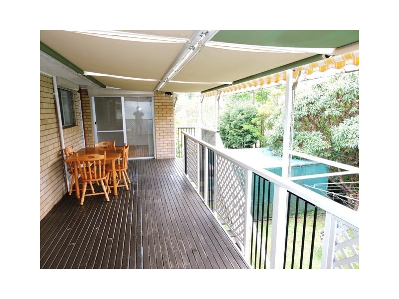 10 Waterview Crescent, Tascott NSW 2250