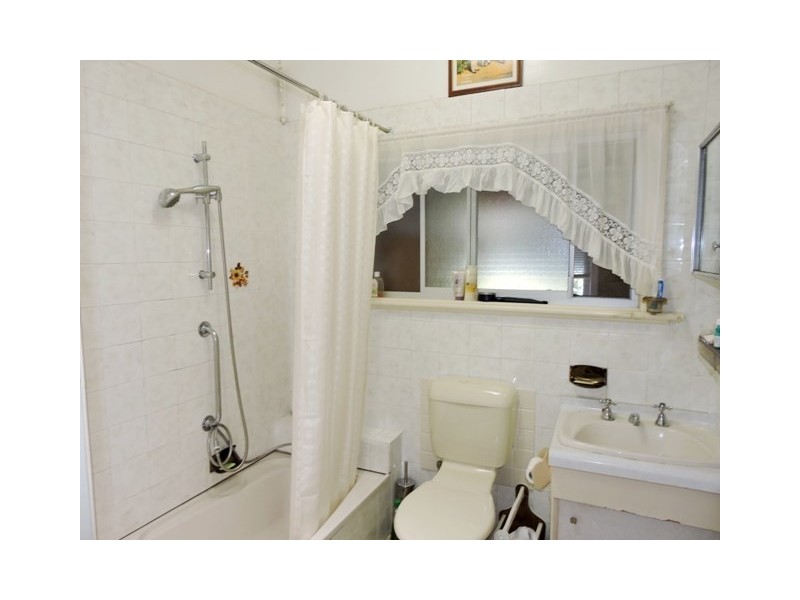 7 Melbourne Street, East Gosford NSW 2250