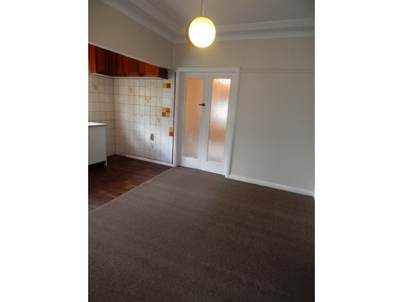 52 Dwyer Street, North Gosford NSW 2250