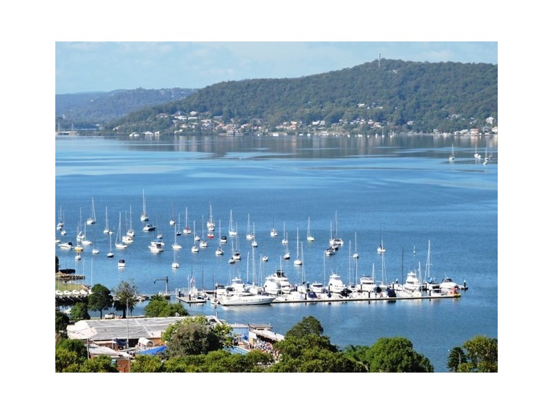 607/97-99 John Whiteway Drive, Gosford NSW 2250