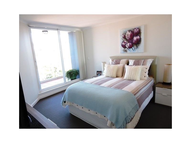 607/97-99 John Whiteway Drive, Gosford NSW 2250